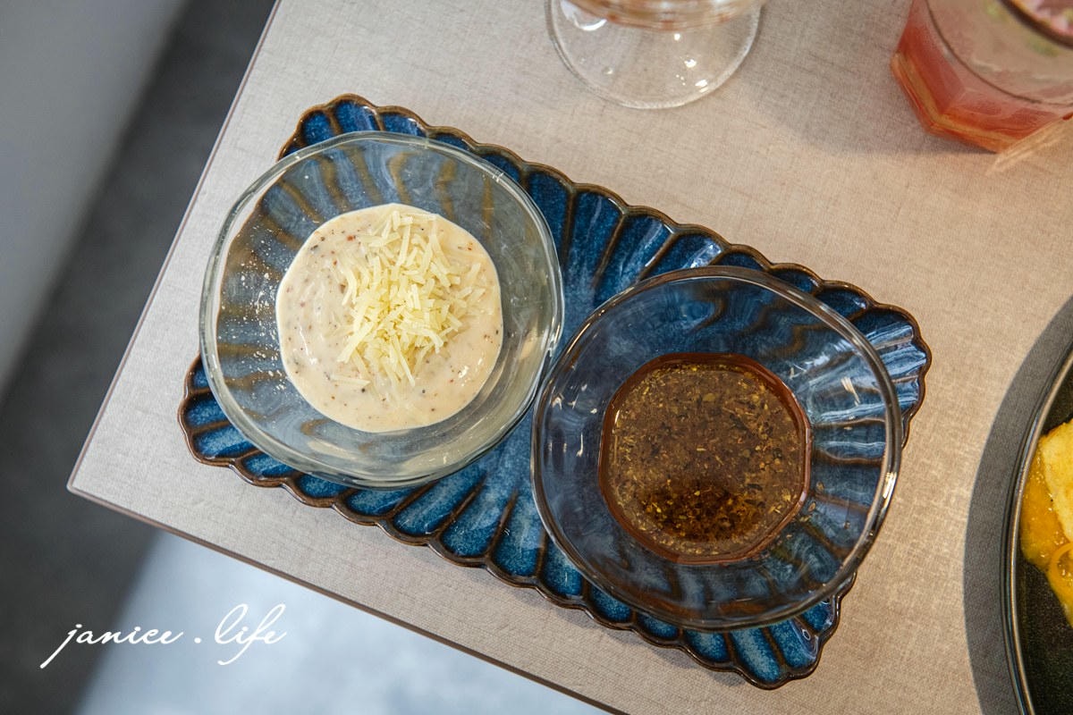 台北大安區美食|At.First More早寓|早午餐.義式料理.下午茶|親子寵物友善 - 第29張圖 台北大安區美食 AtFirst早寓 more 仁愛店 At.First早寓 早寓inline 台北早午餐 早寓訂位 早寓推薦 早寓菜單 早寓交通 潔妮食旅生活 台北餐廳推薦 台北大安餐廳推薦 早午餐 台北義式料理 台北下午茶 台北親子寵物友善