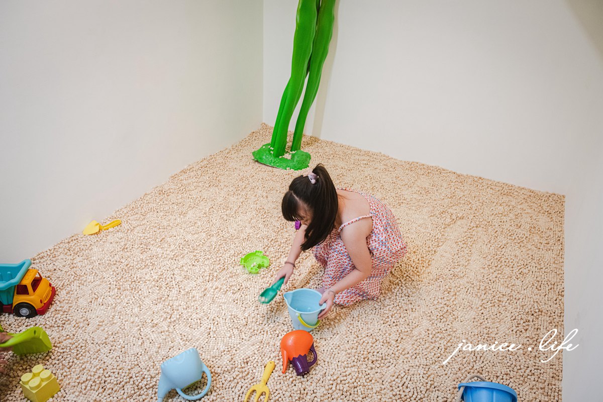 台北親子餐廳 新北親子餐廳 中和親子餐廳 Babywonderland 童話愛樂園中和店 童話愛樂園交通 童話愛樂園費用 童話愛樂園停車 中永和親子餐廳 潔妮食旅生活 新北市中和區安平路55號