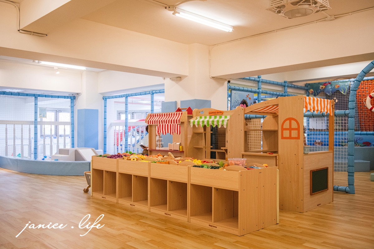 台北親子餐廳 新北親子餐廳 中和親子餐廳 Babywonderland 童話愛樂園中和店 童話愛樂園交通 童話愛樂園費用 童話愛樂園停車 中永和親子餐廳 潔妮食旅生活 新北市中和區安平路55號