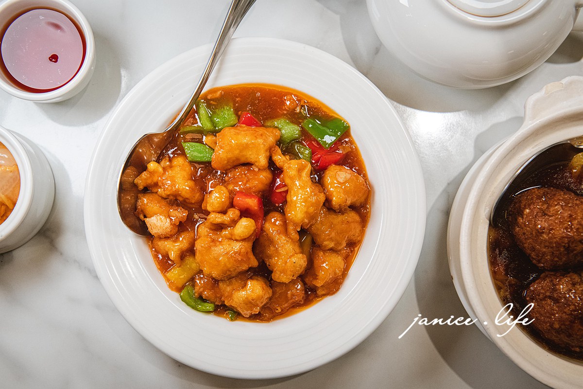 左爺爺風味小館 台北市北投區明德路59號 台北北投餐廳推薦 家庭聚會聚餐餐廳推薦 捷運明德站 謝師宴 團體包場 紅燒獅子頭 可外送外帶餐廳 台北聚餐餐廳推薦 潔妮食旅生活 左爺爺風味小館菜單