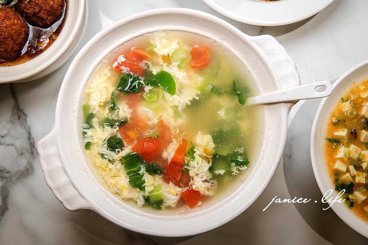左爺爺風味小館 台北市北投區明德路59號 台北北投餐廳推薦 家庭聚會聚餐餐廳推薦 捷運明德站 謝師宴 團體包場 紅燒獅子頭 可外送外帶餐廳 台北聚餐餐廳推薦 潔妮食旅生活 左爺爺風味小館菜單