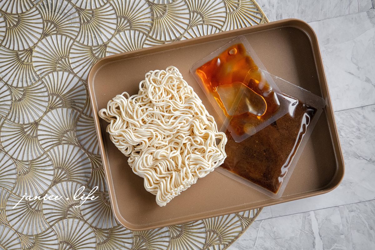乾拌麵推薦 悅善廚乾拌麵 義大利松露拌麵 厚麻醬拌麵 葷食素食蔬食 潔妮食旅生活 下廚 雙雙拌麵禮盒