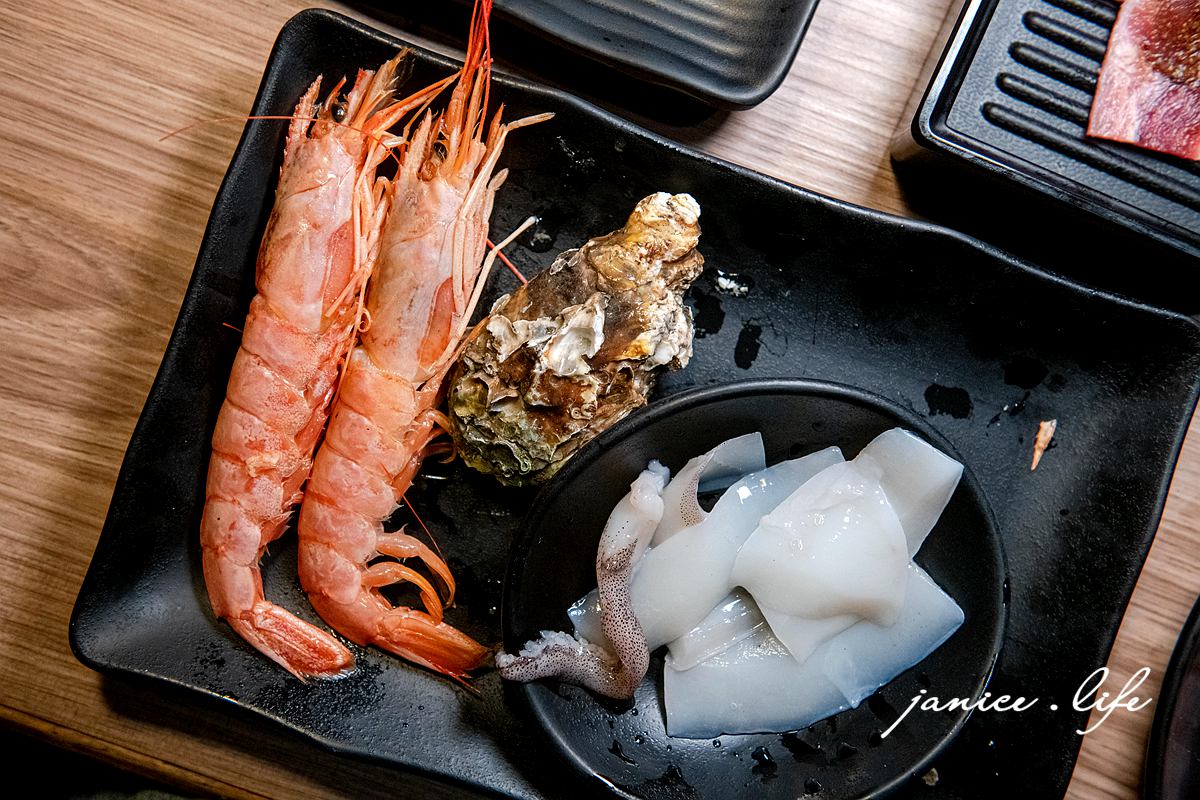 赤富士日式燒肉鍋物桃園店 桃園燒肉吃到飽 桃園火鍋吃到飽 桃園吃到飽推薦 赤富士日式燒肉鍋物桃園店菜單 赤富士日式燒肉鍋物桃園店停車 赤富士日式燒肉鍋物價位 赤富士日式燒肉鍋物生日優惠 潔妮食旅生活 桃園美食 桃園市桃園區復興路190號2樓 akafuji