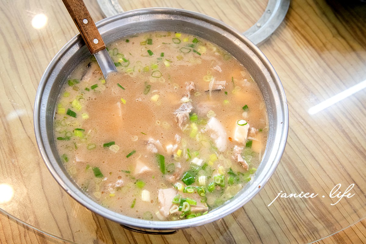 Domicile春 台東縣成功鎮大同路65-8號 台東成功美食 台東聚會餐廳推薦 台東成功美食 台東海鮮 Domicile春菜單 潔妮食旅生活