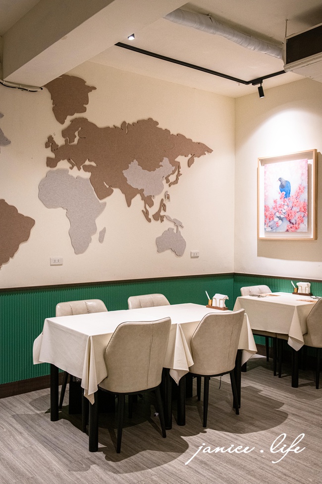 拾青春Legumes 桃園市中壢區中央西路二段34號 拾青春菜單 拾青春停車 中壢約會餐廳 中壢餐廳推薦 潔妮食旅生活 拾青春低消 中壢美食 地中海料理 儀式感 中壢寵物友善餐廳 