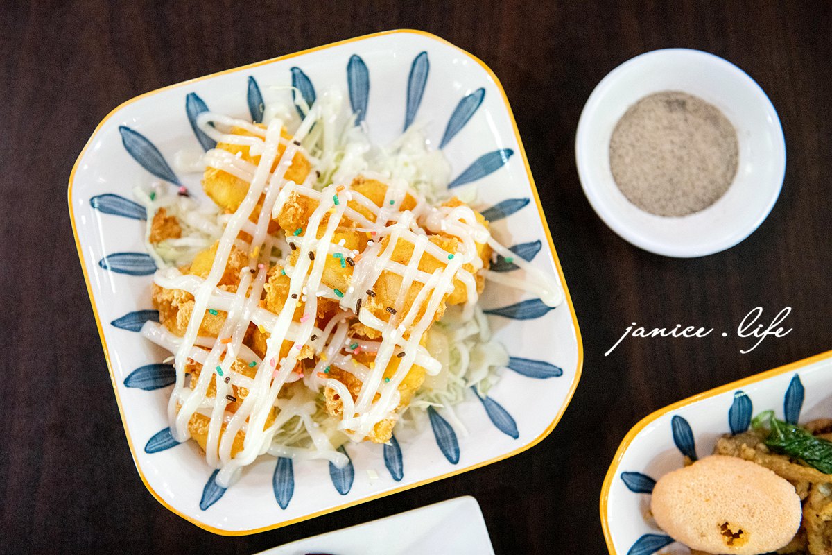天賜佳雞甕仔雞 天賜佳雞甕仔雞大溪店 大溪人氣美食 大溪熱炒推薦 在地推薦美食 熱門美食 必吃甕仔雞 合菜餐廳 大溪美食 大溪旅遊 桃園市大溪區復興路二段52號 潔妮食旅生活 大溪聚餐餐廳 天賜佳雞甕仔雞菜單