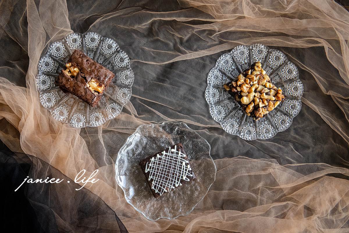 coco.Brownies 可可布朗 彌月禮盒 彌月禮盒推薦 台北禮盒 台北伴手禮 潔妮食旅生活 布朗尼 彌月蛋糕 台北市大安區羅斯福路三段283巷14弄16-1號 台北市中正區新生南路一段170巷17號 台北市大安區光復南路96巷12號 2025彌月禮盒 布朗尼爺爺禮盒 6入極選之盒 6入布朗尼爺爺禮盒