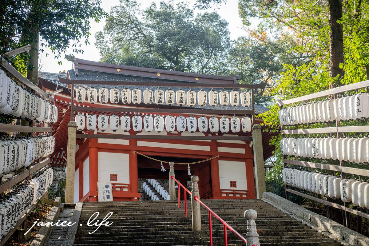 日本岡山景點|吉備津神社 きびつじんじゃ|小時候的桃太郎傳說|靜逸美麗的木造迴廊 - 第11張圖 日本岡山景點 吉備津神社 きびつじんじゃ Kibitsujinja shrine 岡山縣岡山市北區吉備津931 吉備津神社交通方式 吉備津神社迴廊 潔妮食旅生活 四國自由行 四國自駕 日本自由行 日本自駕 桃太郎傳說 吉備津神社御朱印