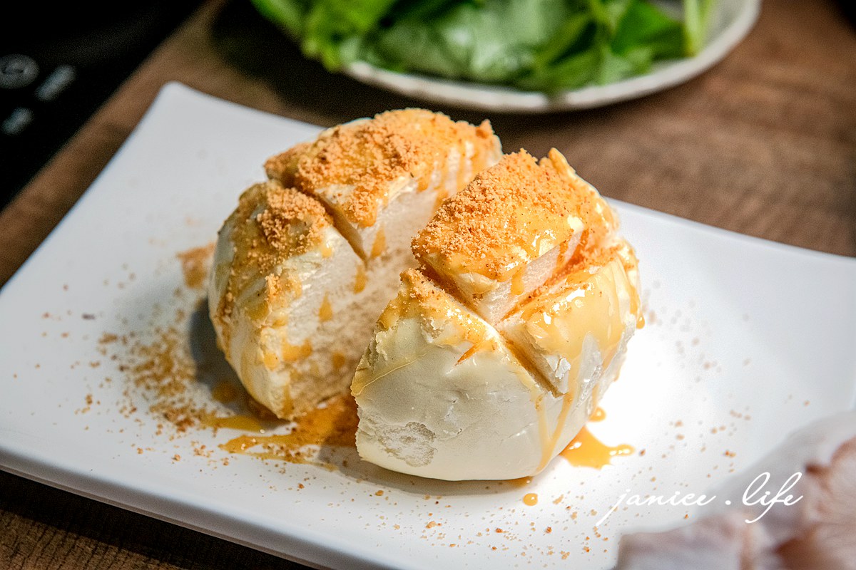 宜蘭冬山 大谷目糧倉鍋物東北酸白菜 宜蘭縣冬山鄉永興路二段48號 烤牛奶饅頭 三星蔥油餅 宜蘭火鍋 宜蘭冬山美食 潔妮食旅生活 大谷目糧倉鍋物菜單 宜蘭cp值高火鍋 