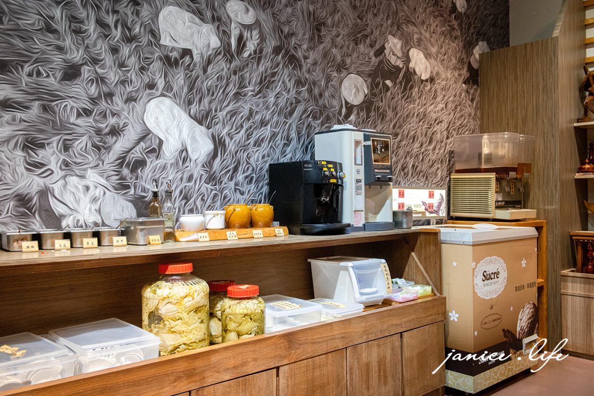 宜蘭冬山 大谷目糧倉鍋物東北酸白菜 宜蘭縣冬山鄉永興路二段48號 烤牛奶饅頭 三星蔥油餅 宜蘭火鍋 宜蘭冬山美食 潔妮食旅生活 大谷目糧倉鍋物菜單 宜蘭cp值高火鍋 