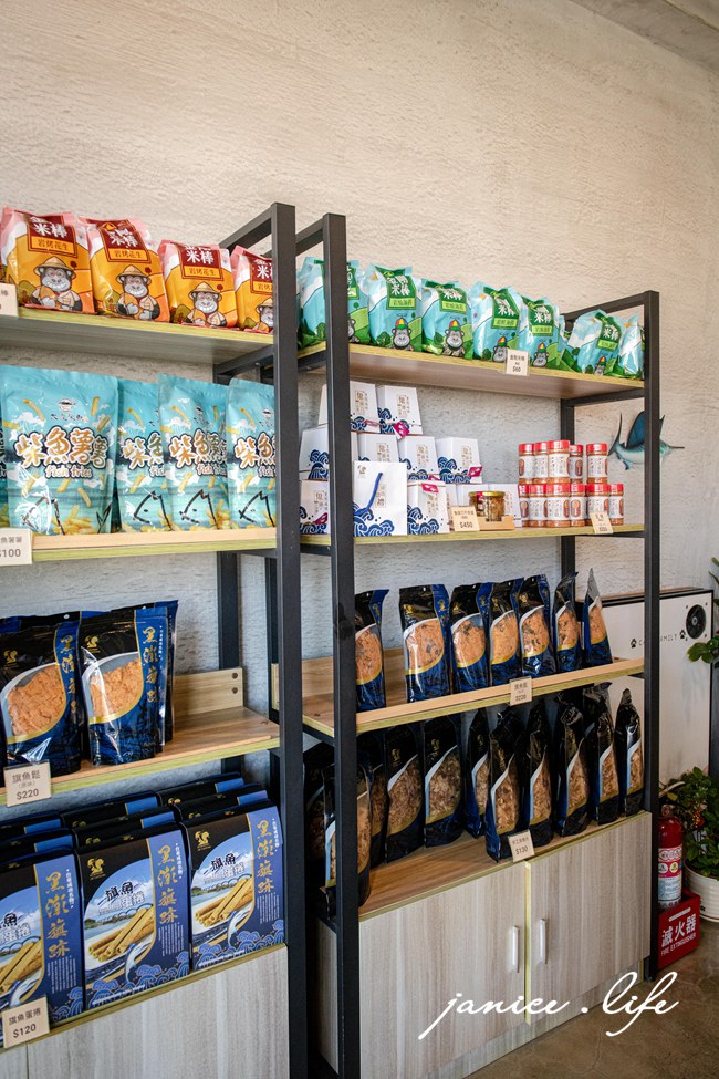 台東成功美食 王記鬼頭刀專賣店 成功海鮮炸物 臺東縣成功鎮新生路53號 潔妮食旅生活 台東成功旅遊 台東成功景點 台東成功必吃美食