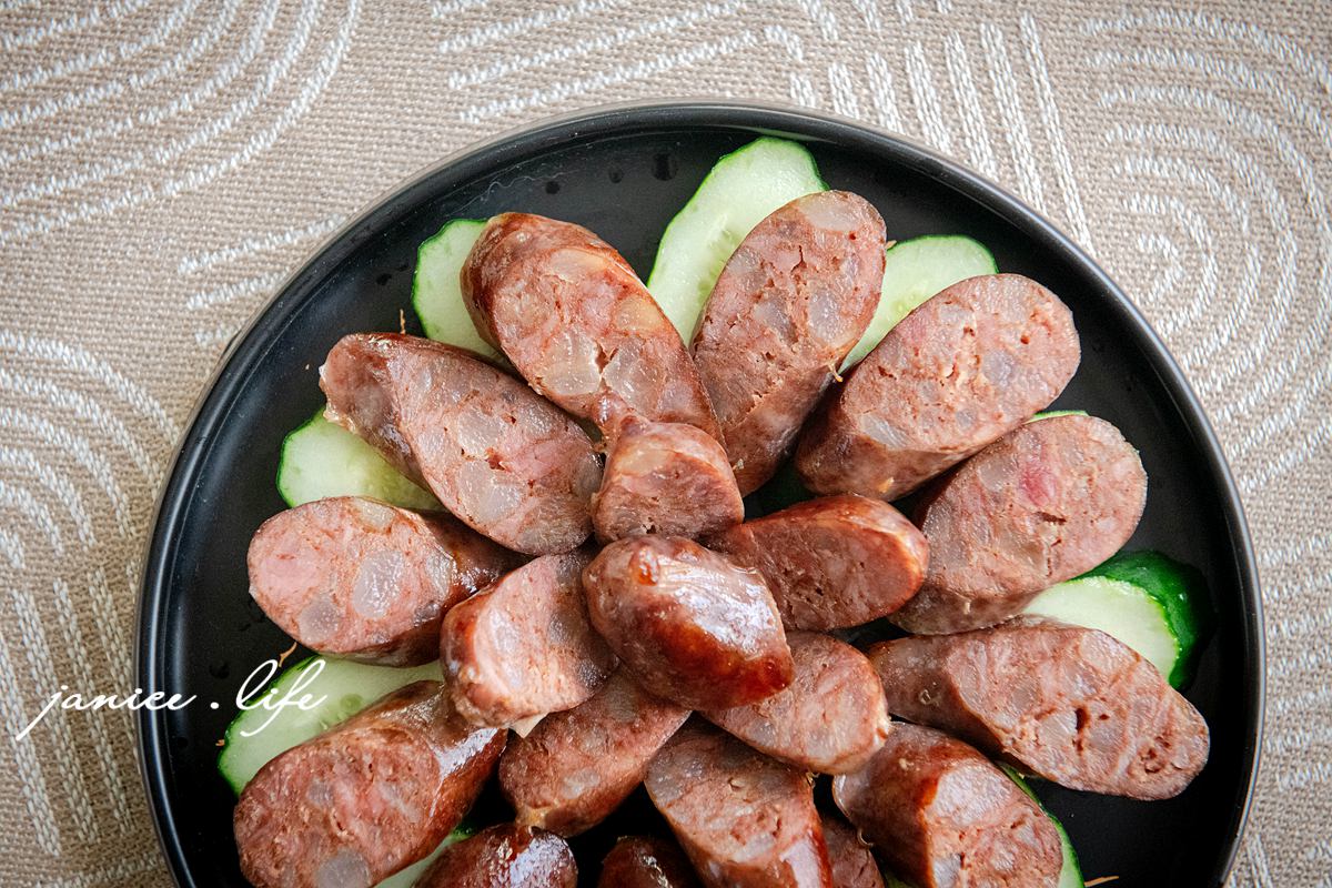 2026宅配年菜推薦|漢來美食.五星漢來宅配年菜在家吃|精選八品宴席料理.早鳥優惠 - 第27張圖 2026宅配年菜 漢來美食 飯店年菜 早鳥優惠 年菜早鳥優惠 年菜外帶推薦 辦桌超值必買組 潔妮食旅生活 宅配美食 年菜推薦 飯店年菜 宅美食 冷凍美食 冷凍年菜 復熱即食 五星飯店美食 宅配美食推薦 冷凍美食 冷凍食品 年夜飯宅配 宅配年菜 過年必買 早味台式香腸禮盒