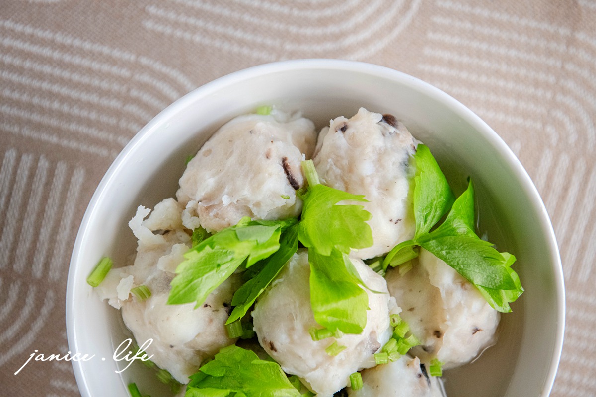 2026宅配年菜 漢來美食 飯店年菜 早鳥優惠 年菜早鳥優惠 年菜外帶推薦 辦桌超值必買組 潔妮食旅生活 宅配美食 年菜推薦 飯店年菜 宅美食 冷凍美食 冷凍年菜 復熱即食 五星飯店美食 宅配美食推薦 冷凍美食 冷凍食品 年夜飯宅配 宅配年菜 過年必買 早味台式香腸禮盒