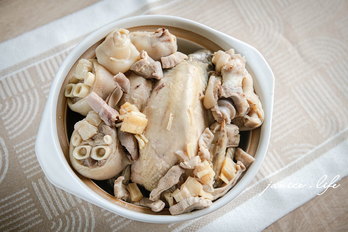 2026宅配年菜 漢來美食 飯店年菜 早鳥優惠 年菜早鳥優惠 年菜外帶推薦 辦桌超值必買組 潔妮食旅生活 宅配美食 年菜推薦 飯店年菜 宅美食 冷凍美食 冷凍年菜 復熱即食 五星飯店美食 宅配美食推薦 冷凍美食 冷凍食品 年夜飯宅配 宅配年菜 過年必買 瑤柱金蹄燉全雞