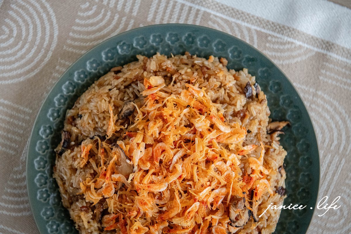 2026宅配年菜推薦|漢來美食.五星漢來宅配年菜在家吃|精選八品宴席料理.早鳥優惠 - 第7張圖 2026宅配年菜 漢來美食 飯店年菜 早鳥優惠 年菜早鳥優惠 年菜外帶推薦 辦桌超值必買組 潔妮食旅生活 宅配美食 年菜推薦 飯店年菜 宅美食 冷凍美食 冷凍年菜 復熱即食 五星飯店美食 宅配美食推薦 冷凍美食 冷凍食品 年夜飯宅配 宅配年菜 過年必買 干貝櫻花蝦米糕