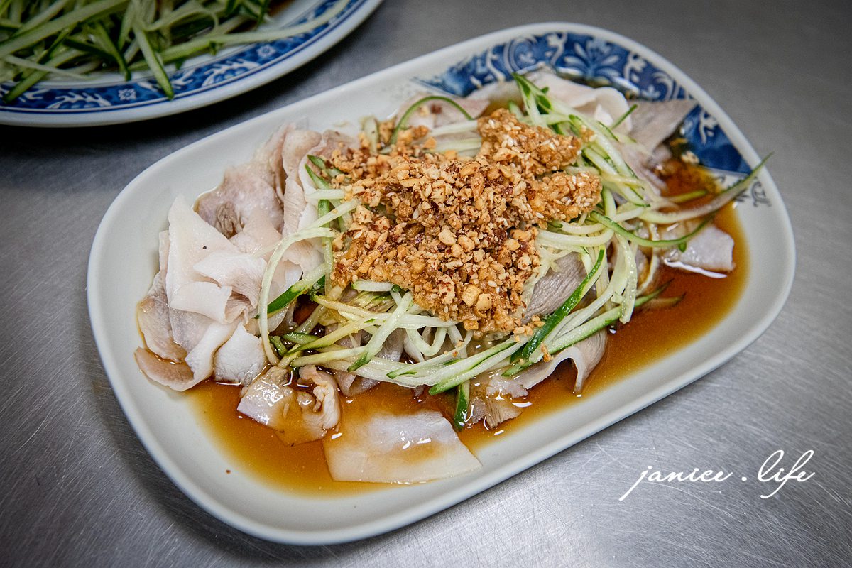阿秀米干 桃園忠貞市場美食 桃園市中壢區龍平路209號 桃園中壢美食 忠貞市場推薦米干 阿秀米干菜單 阿秀米干推薦 雲南美食 潔妮食旅生活 豌豆粉 米干推薦