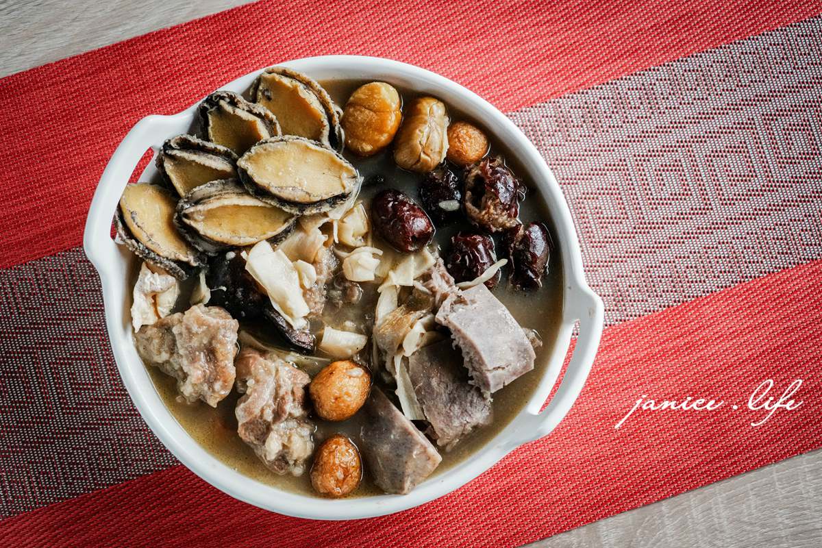 2026年菜 i3Fresh愛上新鮮 吳秉承師傅精選十菜 承運鴻福賀歲宴 宅配美食 宅配年菜 冷凍年菜宅配到家 過年圍爐 年夜飯 年菜預購 2026年菜推薦 潔妮食旅生活 年菜預訂 年菜推薦 加熱即食 鮑魚干貝佛跳牆