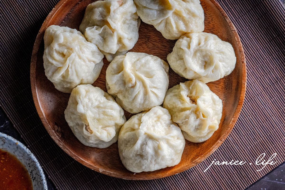 八德在地人推薦早餐 八德美食 八塊厝美食 五二七小籠包 桃園市八德區興豐路美食 五二七小籠包蒸餃 潔妮食旅生活 八德小吃 五二七小籠包菜單 