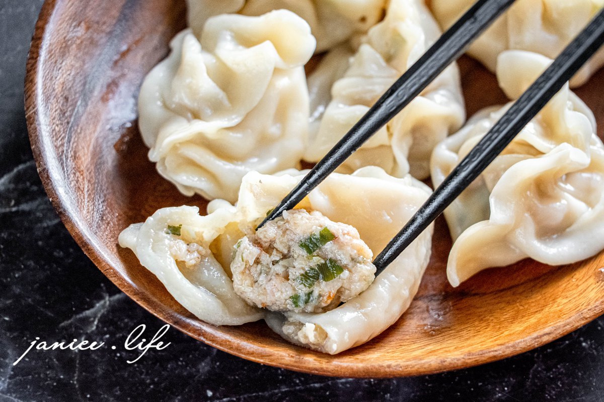 八德在地人推薦早餐 八德美食 八塊厝美食 五二七小籠包 桃園市八德區興豐路美食 五二七小籠包蒸餃 潔妮食旅生活 八德小吃 五二七小籠包菜單 