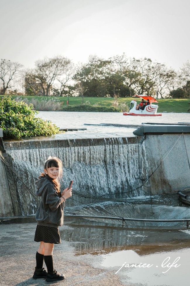 桃園親子公園 桃園親子景點 華興池生態埤塘公園 華興池生態埤塘公園停車 桃園旅遊 桃園景點 桃園大園 潔妮食旅生活 桃園看飛機