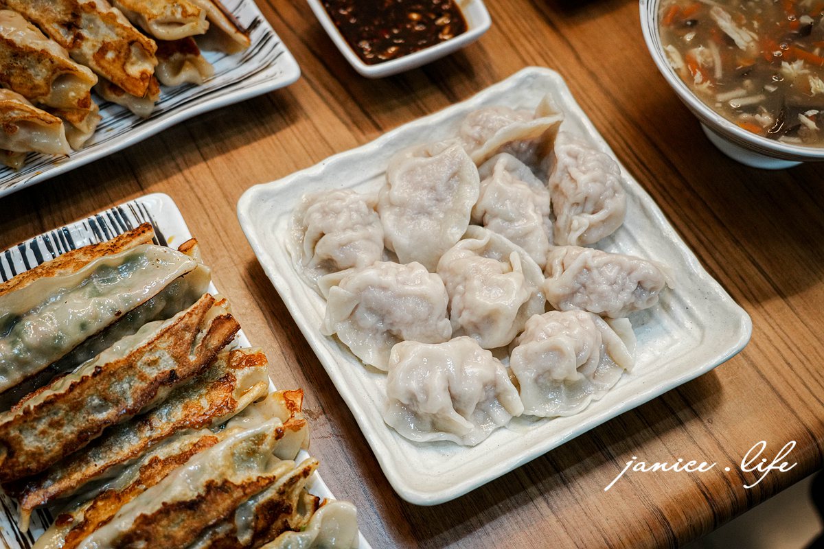 餃媽媽鍋貼水餃 桃園市大溪區埔頂路二段61之1號 大溪美食 溪旅遊 大溪水餃推薦 大溪好吃水餃 大溪好吃煎餃 潔妮食旅生活 大溪埔頂路美食 餃媽媽鍋貼水餃菜單
