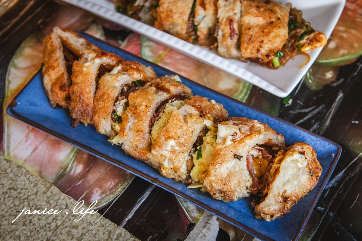 徑廣東路蔥油餅 臺東縣台東市廣東路121號 台東美食 台東小吃 台東推薦美食 台東蔥油餅 台東在地小吃 潔妮食旅生活 台東排隊美食 台東旅遊 臺東銅板美食小吃