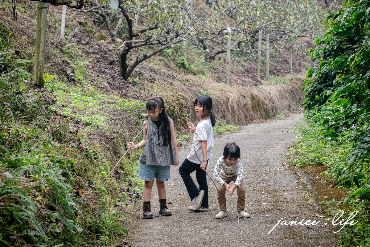大雪山喜樂之地露營區 臺中市東勢區東坑路978-6號 大雪山喜樂之地露營區相片 大雪山喜樂之地露營區費用 大雪山喜樂之地露營區交通 大雪山喜樂之地露營區環境 台中露營 露營地推薦 露營包場推薦 潔妮食旅生活 台中旅遊 