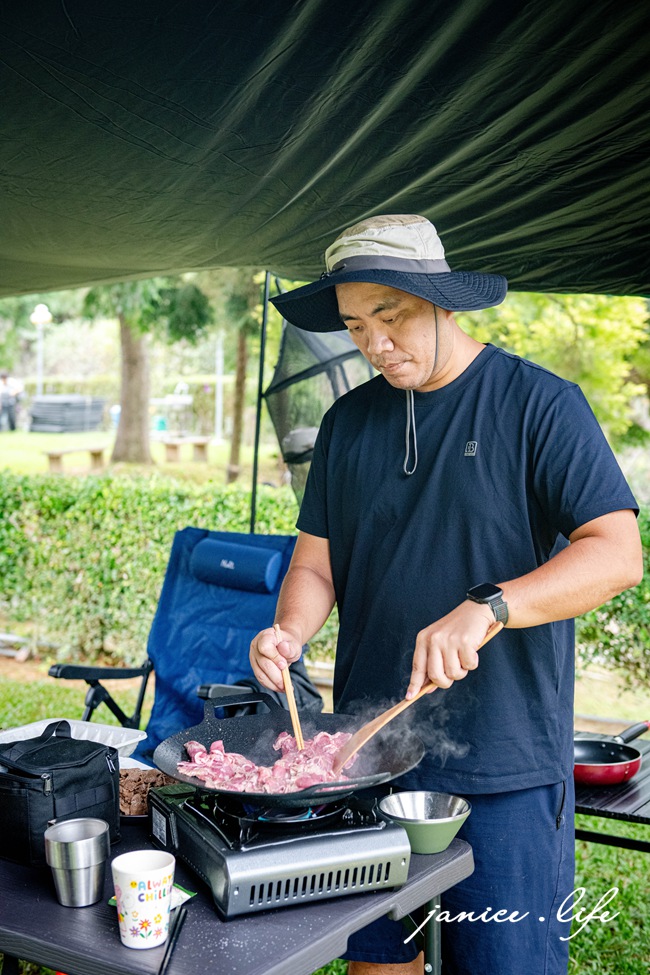 大雪山喜樂之地露營區 臺中市東勢區東坑路978-6號 大雪山喜樂之地露營區相片 大雪山喜樂之地露營區費用 大雪山喜樂之地露營區交通 大雪山喜樂之地露營區環境 台中露營 露營地推薦 露營包場推薦 潔妮食旅生活 台中旅遊