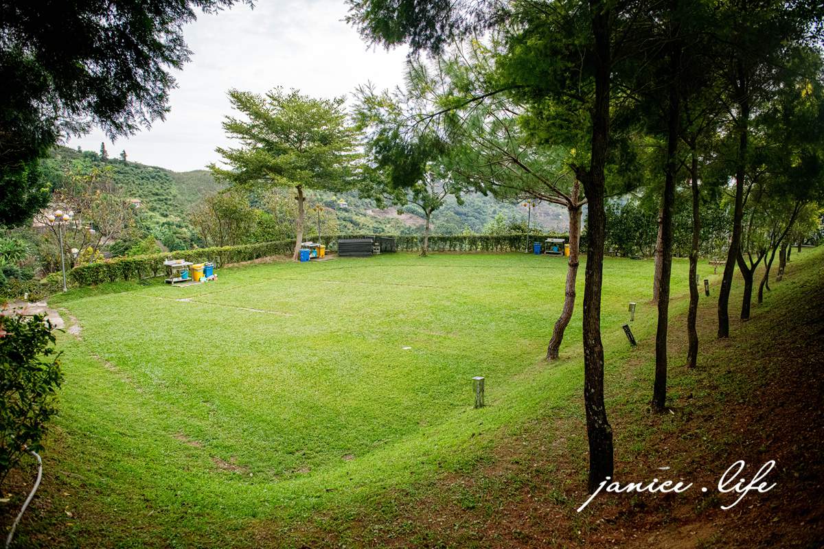 大雪山喜樂之地露營區 臺中市東勢區東坑路978-6號 大雪山喜樂之地露營區相片 大雪山喜樂之地露營區費用 大雪山喜樂之地露營區交通 大雪山喜樂之地露營區環境 台中露營 露營地推薦 露營包場推薦 潔妮食旅生活 台中旅遊 