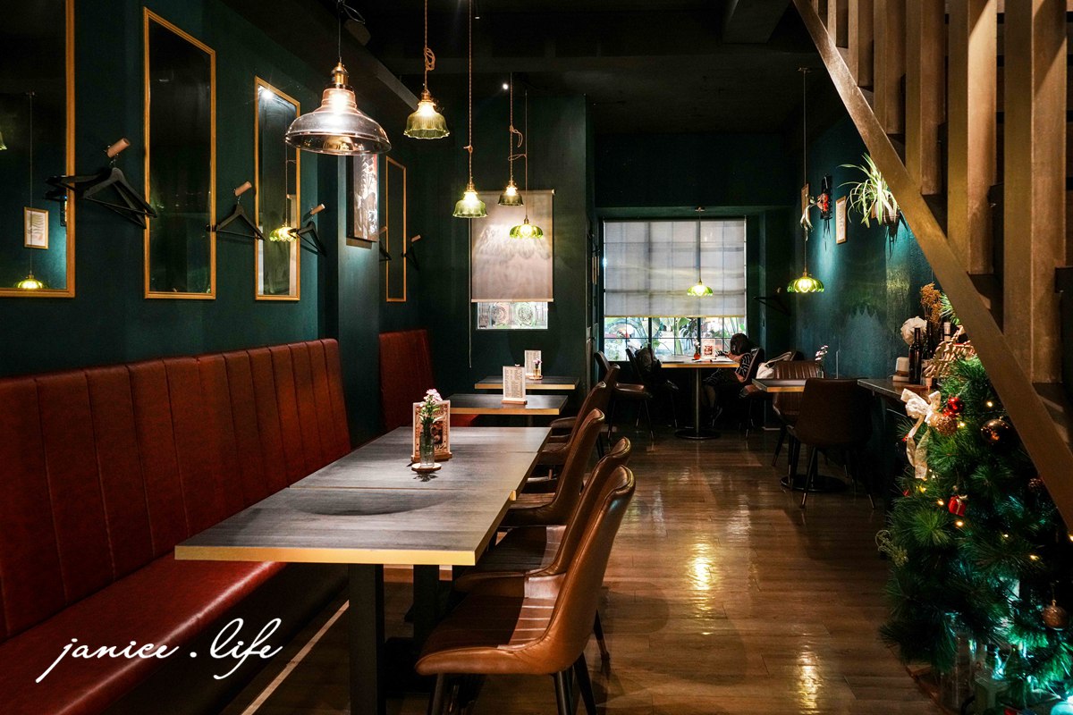 台南美食 谷麥麵食主題餐酒館 谷麥麵食餐酒 阿成製麵所 台南市中西區民權路一段182號 谷麥麵食餐酒訂位 谷麥麵食餐酒停車 潔妮食旅生活 台南義大利麵 台南約會餐廳 台南聚會餐廳 台南餐酒館 台南餐廳推薦 谷麥麵食餐酒菜單