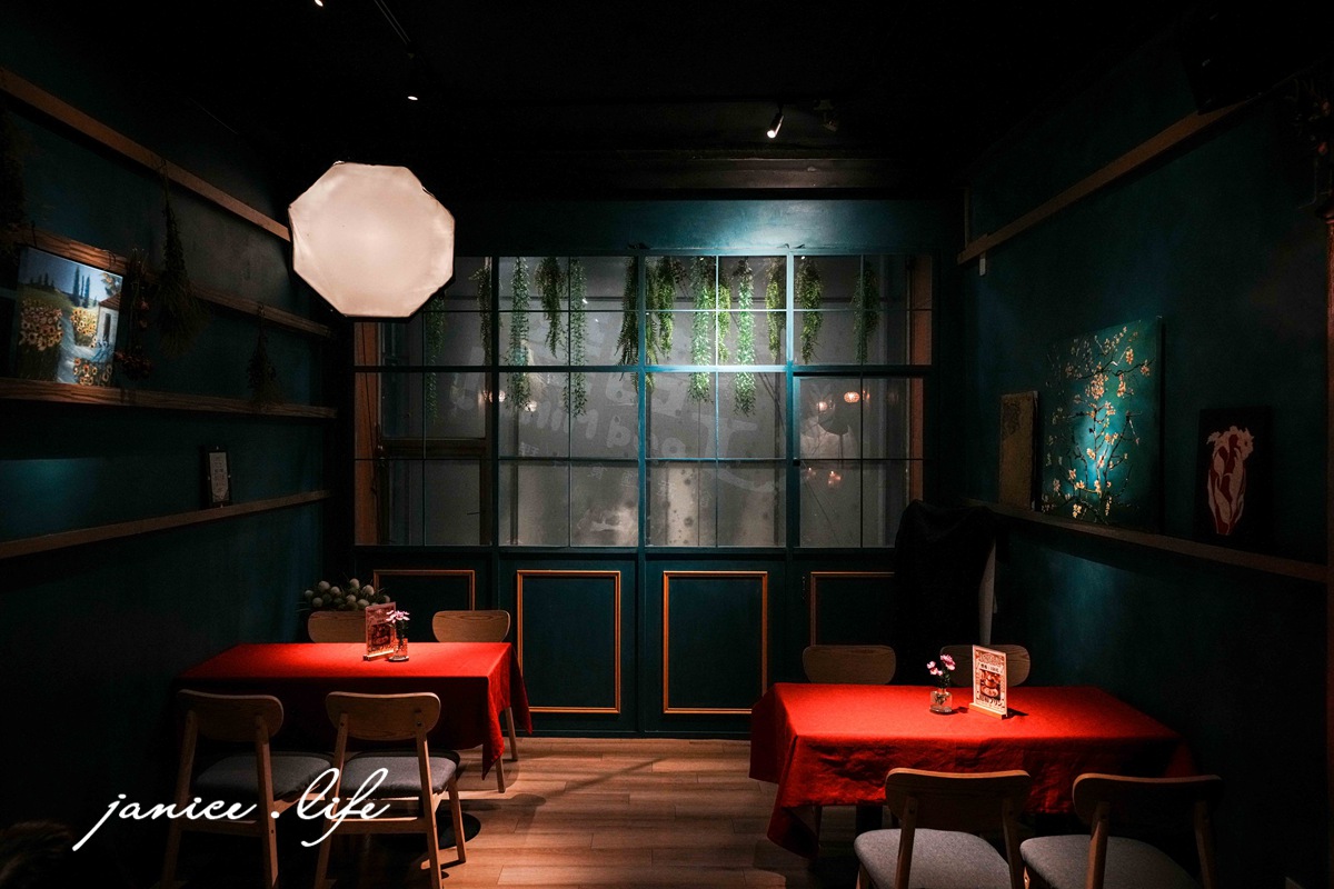 台南美食 谷麥麵食主題餐酒館 谷麥麵食餐酒 阿成製麵所 台南市中西區民權路一段182號 谷麥麵食餐酒訂位 谷麥麵食餐酒停車 潔妮食旅生活 台南義大利麵 台南約會餐廳 台南聚會餐廳 台南餐酒館 台南餐廳推薦 谷麥麵食餐酒菜單