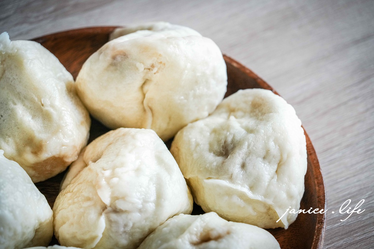 八德美食 八德早餐 八德排隊美食 六福包子東勇店 手工包子 肉包 韭菜包 桃園市八德區東勇北路586號 032182086 潔妮食旅生活 六福包子東勇店菜單