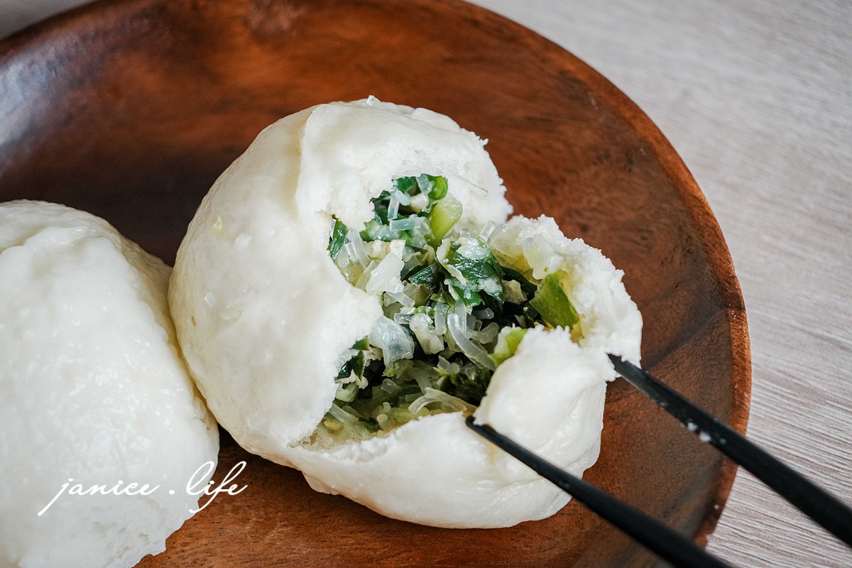 八德美食 八德早餐 八德排隊美食 六福包子東勇店 手工包子 肉包 韭菜包 桃園市八德區東勇北路586號 032182086 潔妮食旅生活 六福包子東勇店菜單