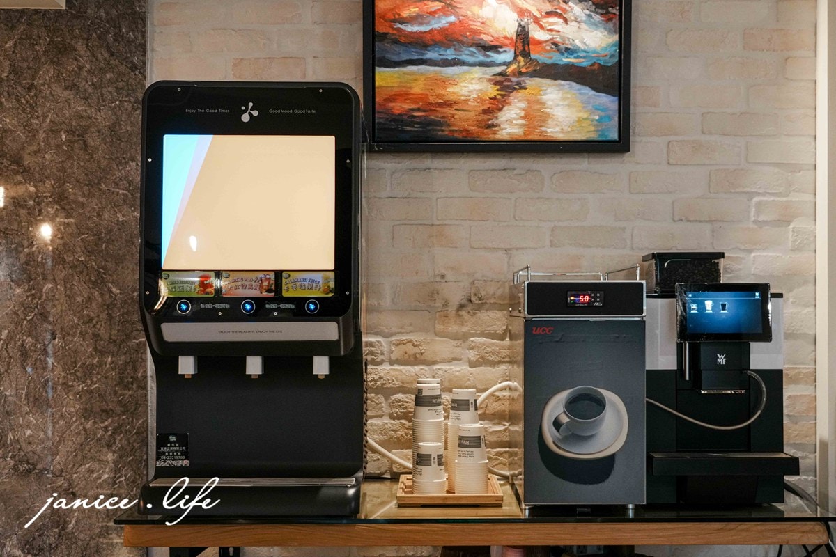 嘉義住宿飯店推薦 蘭桂坊花園酒店 蘭桂坊花園酒店停車 蘭桂坊花園酒店位置 蘭桂坊花園酒店早餐 文化路夜市 嘉義旅遊 嘉義飯店推薦 嘉義市西區延平街250號 潔妮食旅生活