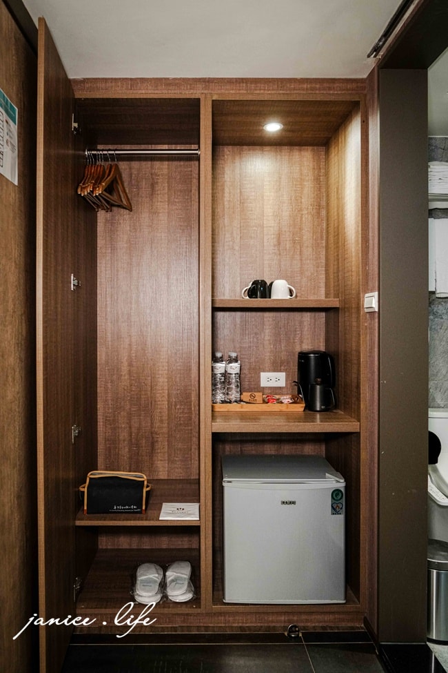 嘉義住宿飯店推薦 蘭桂坊花園酒店 蘭桂坊花園酒店停車 蘭桂坊花園酒店位置 蘭桂坊花園酒店早餐 文化路夜市 嘉義旅遊 嘉義飯店推薦 嘉義市西區延平街250號 潔妮食旅生活