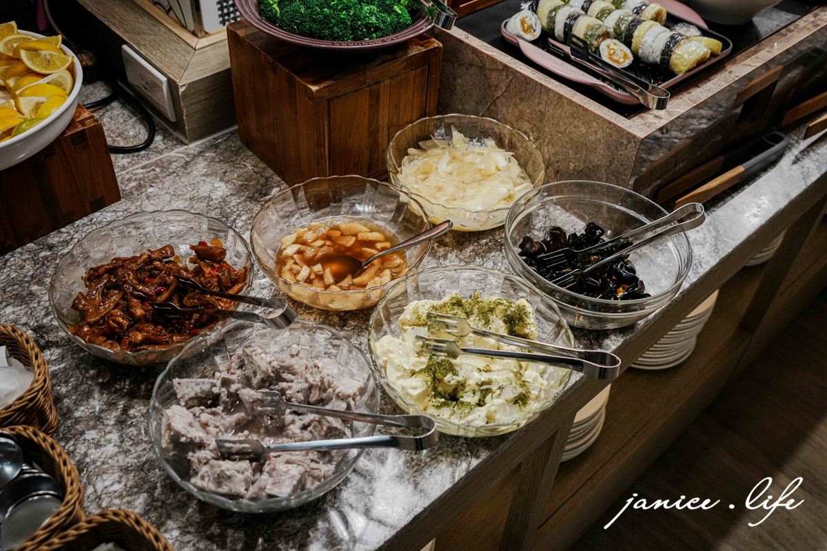 嘉義住宿飯店推薦 蘭桂坊花園酒店 蘭桂坊花園酒店停車 蘭桂坊花園酒店位置 蘭桂坊花園酒店早餐 文化路夜市 嘉義旅遊 嘉義飯店推薦 嘉義市西區延平街250號 潔妮食旅生活