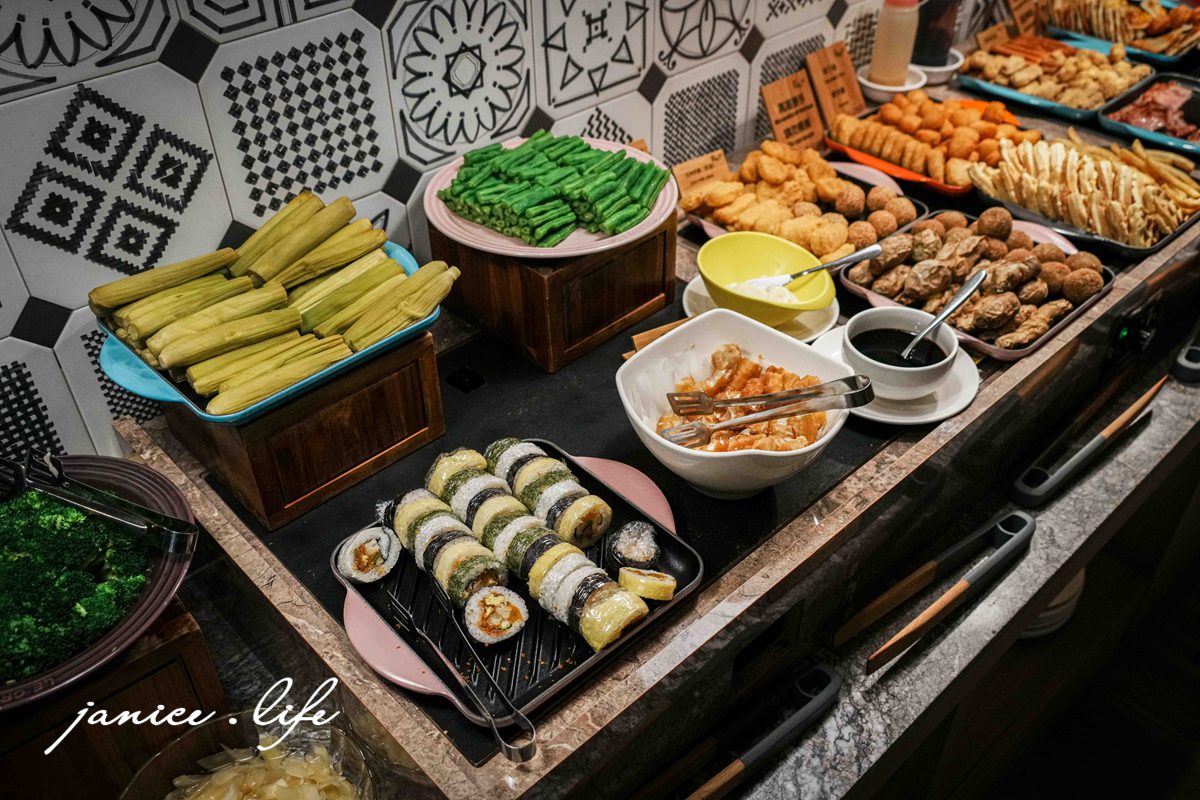 嘉義住宿飯店推薦 蘭桂坊花園酒店 蘭桂坊花園酒店停車 蘭桂坊花園酒店位置 蘭桂坊花園酒店早餐 文化路夜市 嘉義旅遊 嘉義飯店推薦 嘉義市西區延平街250號 潔妮食旅生活