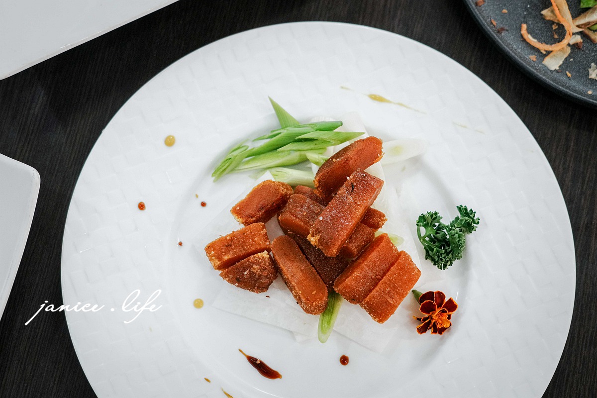 嘉義東石美食 嘉義美食 嘉義旅遊 嘉義東石旅遊 嘉義景點 樺榮海鮮餐廳 嘉義縣東石鄉第十鄰52-43號 053730612 潔妮食旅生活 樺榮海鮮餐廳位置 樺榮海鮮餐廳菜單 樺榮海鮮餐廳停車 鮮蚵炒麵線 日式炸小卷 厚切烏魚子 海魚料理