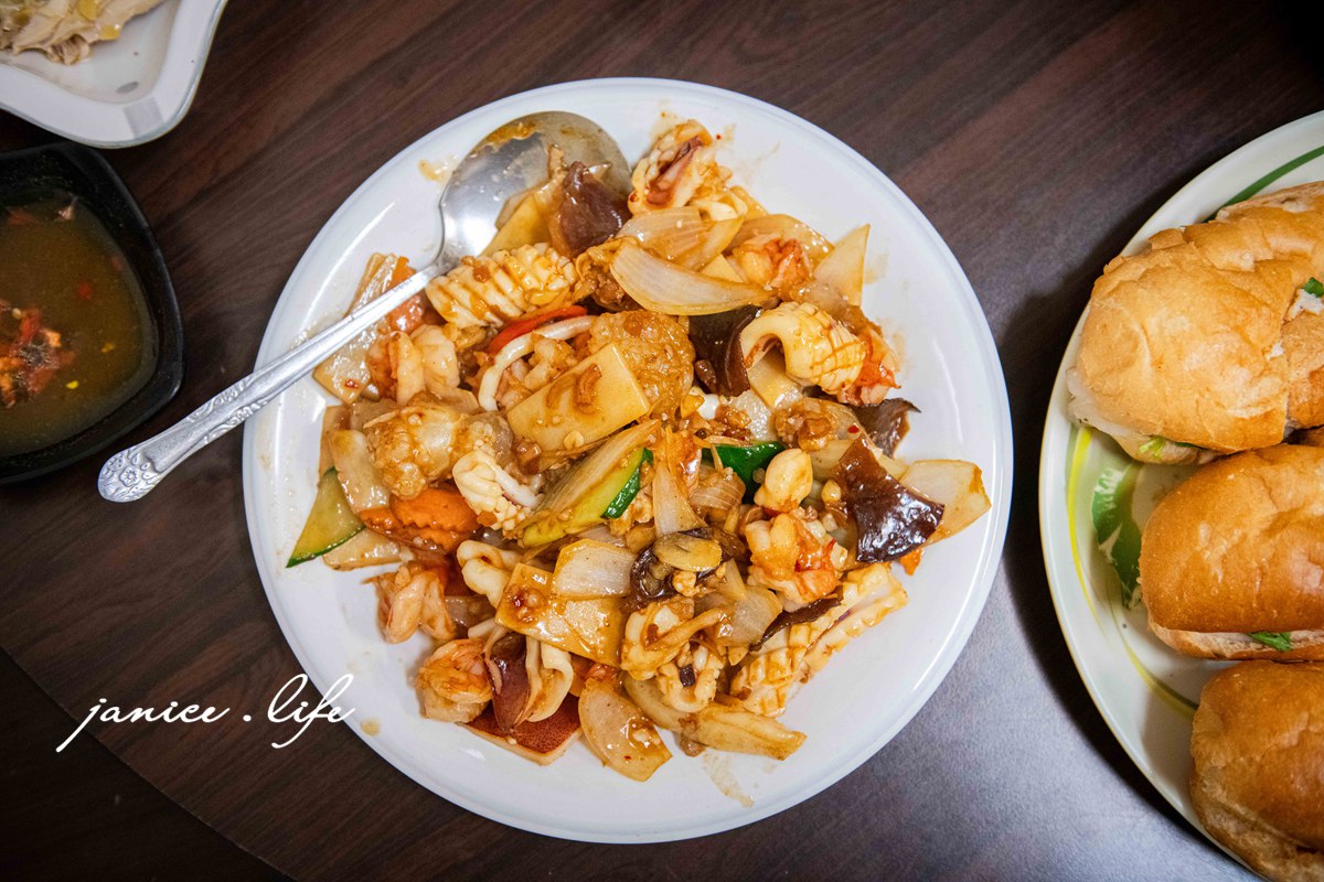 台東聚會餐廳推薦 台東美食 更生路美食餐廳推薦 品味香食堂 品味香食堂菜單 潔妮食旅生活 台東旅遊 臺東縣台東市更生路541號 