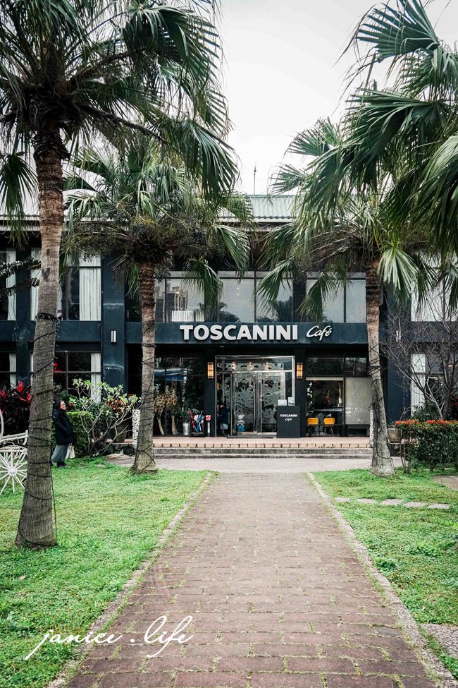 托斯卡尼尼義大利餐廳 托斯卡尼尼義大利餐廳桃園店 桃園餐廳推薦 桃園聚餐聚會餐廳 桃園市桃園區中正路1473號 托斯卡尼尼義大利餐廳菜單 托斯卡尼尼義大利餐廳停車 潔妮食旅生活 033250222 桃園義大利麵 桃園義式餐廳推薦 