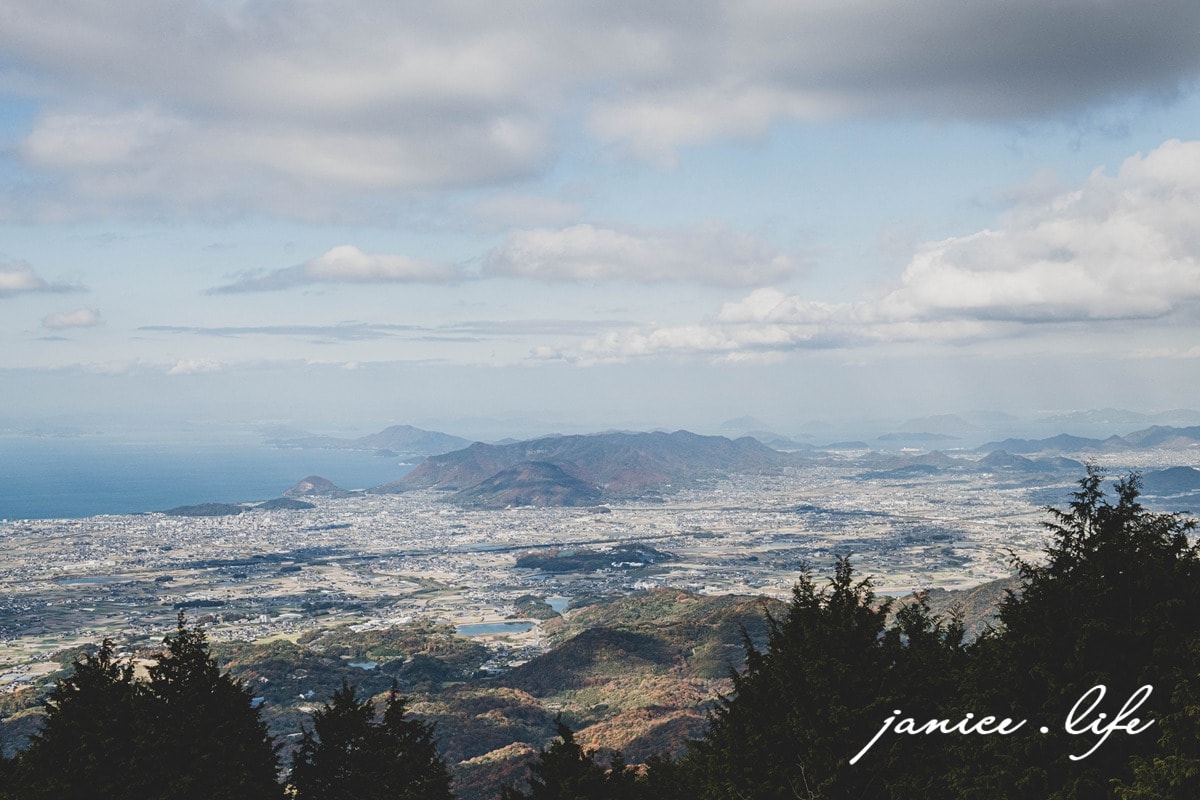 四國香川景點 雲邊寺 雲邊寺纜車 雲邊寺山頂公園 四國遍路 四國靈場 四國遍路第66號靈場 五百羅漢像 天空鞦韆 潔妮食旅生活 求願茄子 日本旅遊 日本自由行 日本四國自駕 日本四國自由行 日本最大索道之一