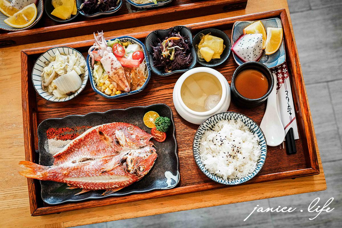 礁溪美食 樂漁鮮魚定食咖啡 樂漁鮮魚定食咖啡訂位 樂漁鮮魚定食咖啡停車 樂漁鮮魚定食咖啡菜單 潔妮食旅生活 宜蘭礁溪餐廳推薦 宜蘭縣礁溪鄉健康一街116號 鮮魚定食 秋姑套餐 皇帝魚套餐