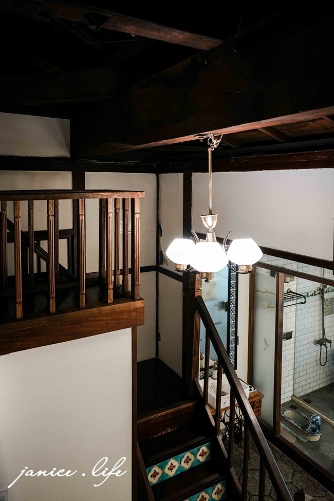 嘉義景點 臺灣花磚博物館 臺灣花磚文化 嘉義市西區林森西路282號 潔妮食旅生活 嘉義旅遊 嘉義景點推薦 臺灣花磚博物館門票 臺灣花磚博物館停車 臺灣花磚博物館導覽