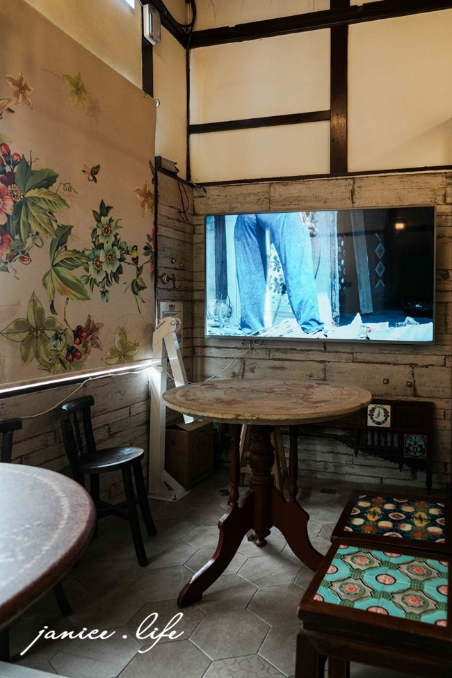 嘉義景點 臺灣花磚博物館 臺灣花磚文化 嘉義市西區林森西路282號 潔妮食旅生活 嘉義旅遊 嘉義景點推薦 臺灣花磚博物館門票 臺灣花磚博物館停車 臺灣花磚博物館導覽