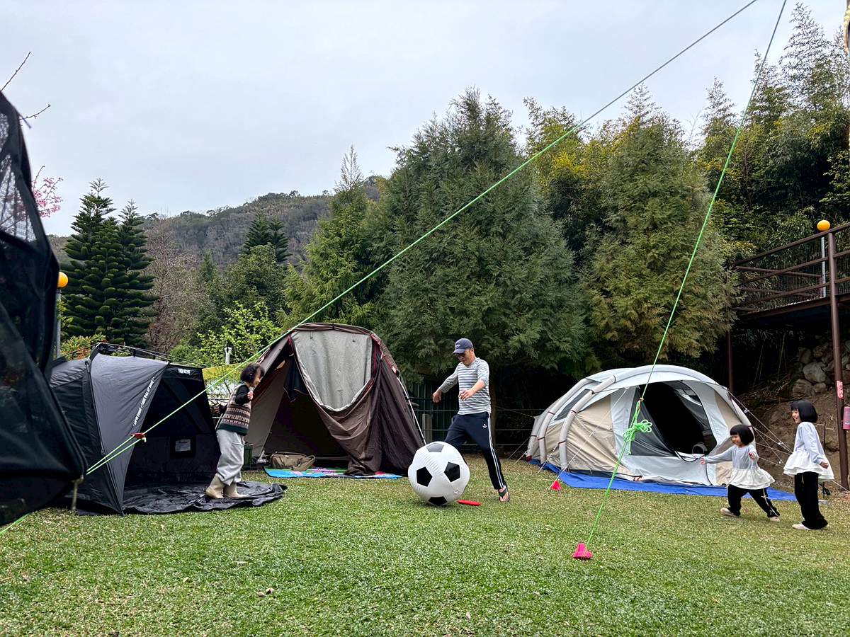 苗栗露營區分享 五鄰休閒露營區 露營區推薦 苗栗縣泰安鄉大興村5鄰42號 五鄰休閒露營區交通 五鄰休閒露營區位置 愛露營 潔妮食旅生活