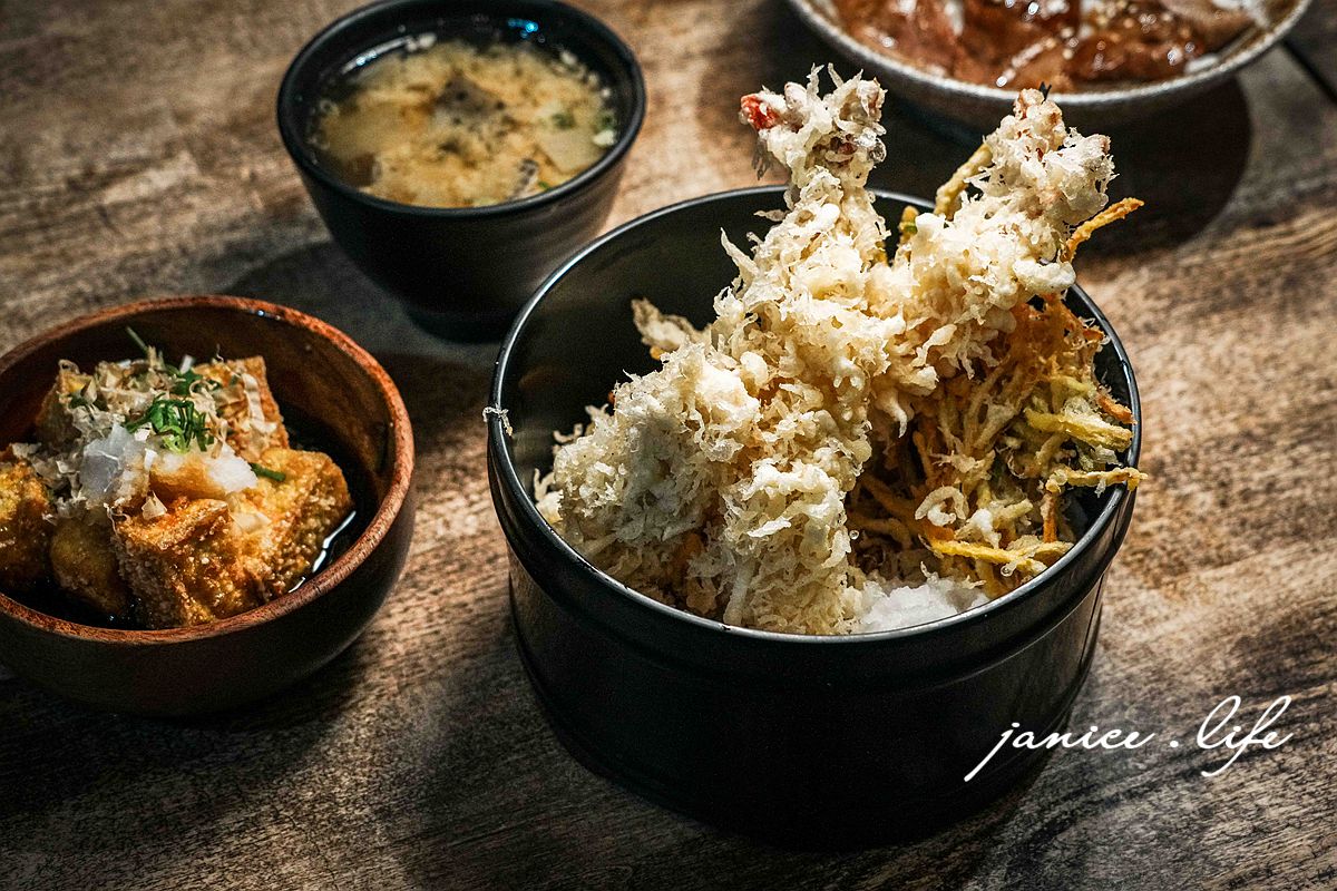 臺南麻豆美食 億禾屋日本料理 麻豆美食推薦 臺南麻豆必吃 麻豆日本料理 億禾屋日本料理菜單 億禾屋日本料理停車 日本料理 定食 生魚片 潔妮食旅生活 台南旅遊 台南麻豆聚會聚餐餐廳推薦 海老天婦羅丼