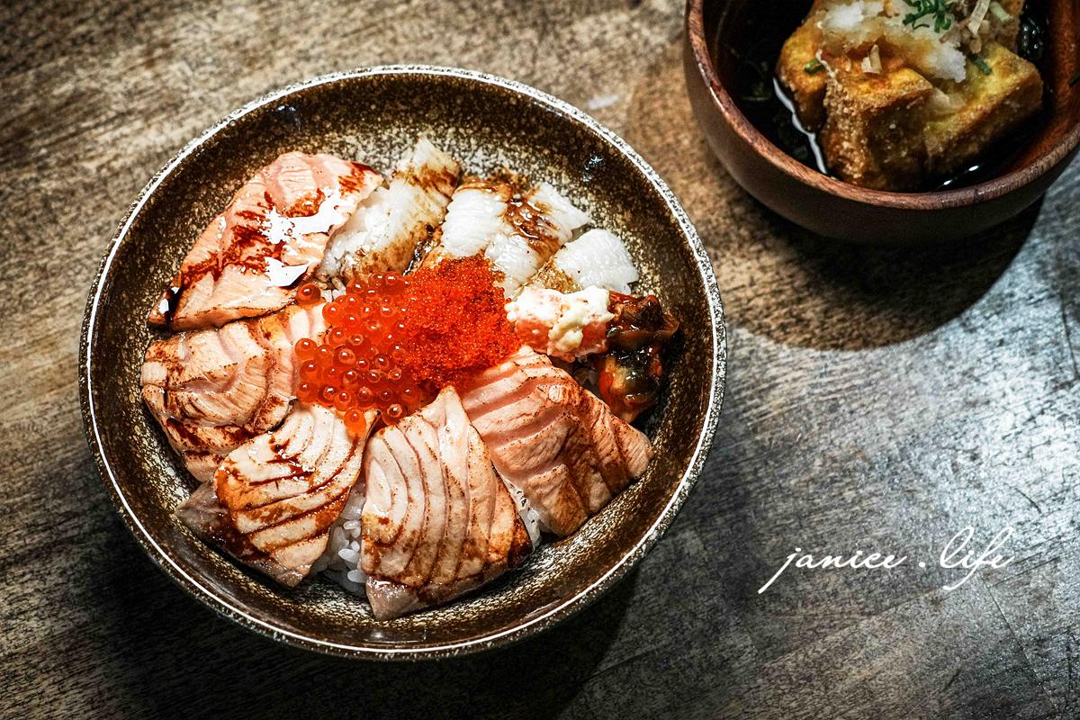 臺南麻豆美食 億禾屋日本料理 麻豆美食推薦 臺南麻豆必吃 麻豆日本料理 億禾屋日本料理菜單 億禾屋日本料理停車 日本料理 定食 生魚片 潔妮食旅生活 台南旅遊 台南麻豆聚會聚餐餐廳推薦 炙燒鮭魚比目魚丼