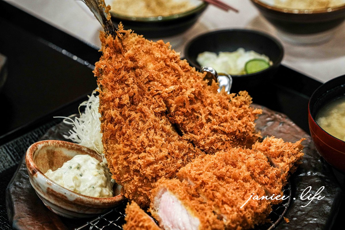 北海道札幌美食 かつ徳豊平店 北海道豬排店 かつ徳 豊平店 札幌炸豬排 熟成豬排 潔妮食旅生活 札幌美食推薦 北海道自駕必吃美食 札幌自由行美食推薦 かつ徳豊平店菜單 かつ徳豊平店停車 Katsutoku