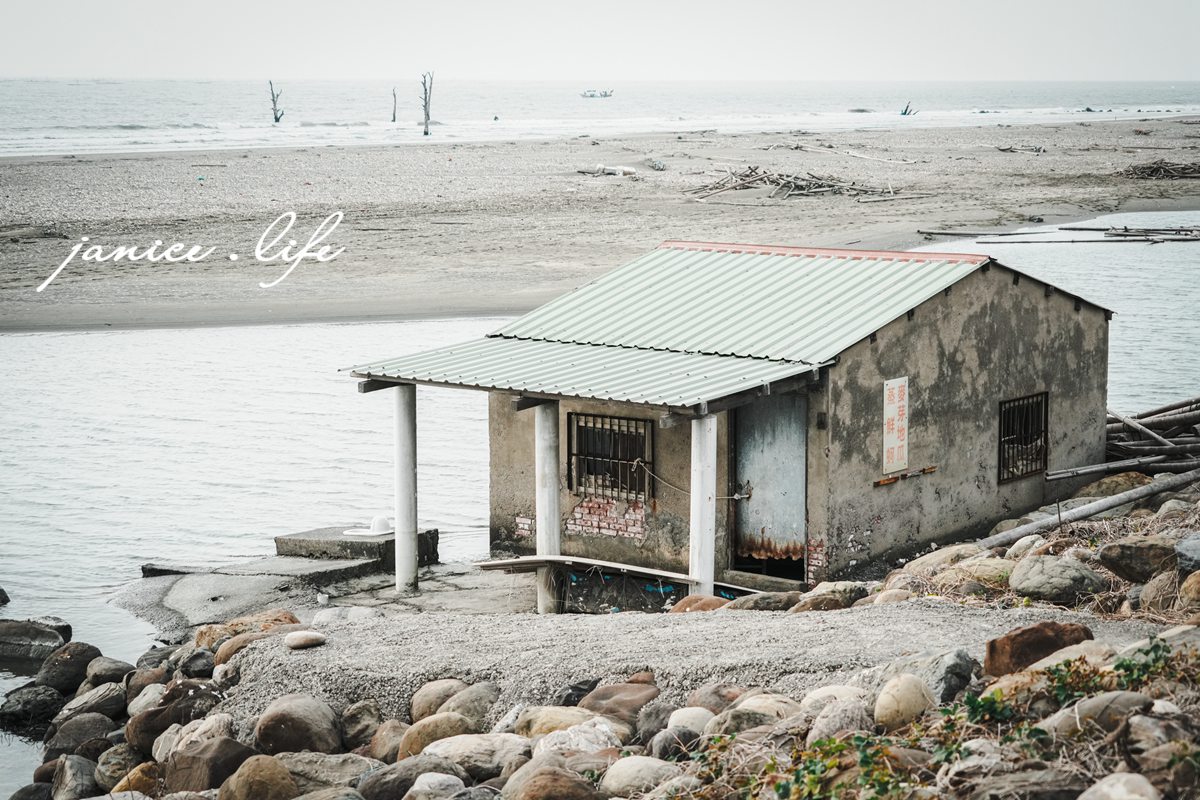 嘉義縣東石鄉 白水湖壽島  嘉義景點 海景馬桶 電影《消失的情人節》取景地 露天海景馬桶 潮汐限定 賞夕陽景點 嘉義旅由 嘉義東石旅遊 嘉義東石景點 潔妮食旅生活