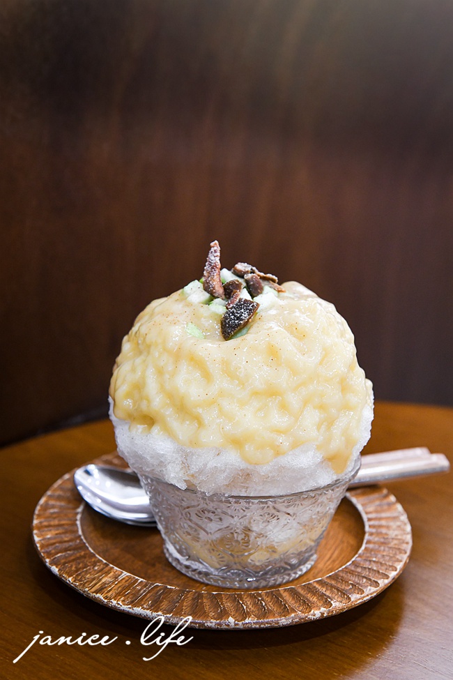 納涼 suzumu 宜蘭羅東美食 宜蘭羅東冰店 宜蘭羅東吃冰 日式刨冰 刨冰 宜蘭縣羅東鎮集祥里公正街42號 納涼菜單 納涼位置 納涼停車 納涼低消 潔妮食旅生活 芭樂好梅 手炒黑糖刨冰 芭樂好梅